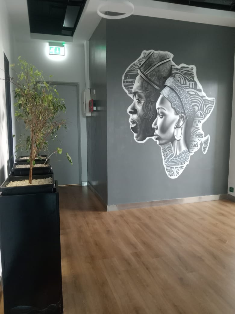 LELEQ team serving clients