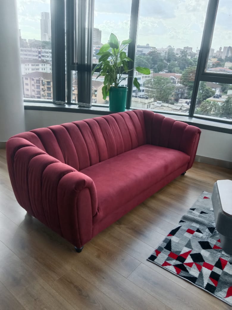 Clean office space 6